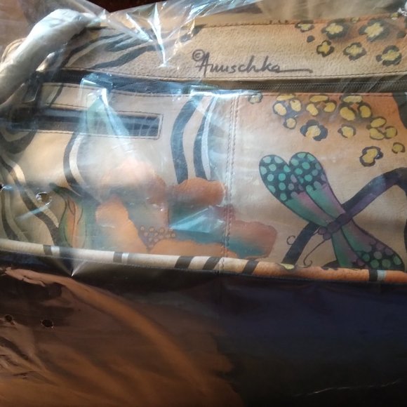 Anuschka  shoulder bag and wallet - Picture 3 of 8